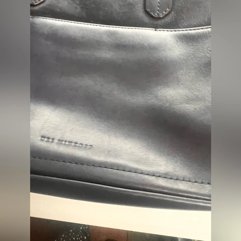 Uri Minkoff navy blue briefcase folio navy blue leather w/shoulder strap